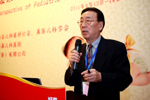 中美专家共话儿科发展_新华网上海频道_图片