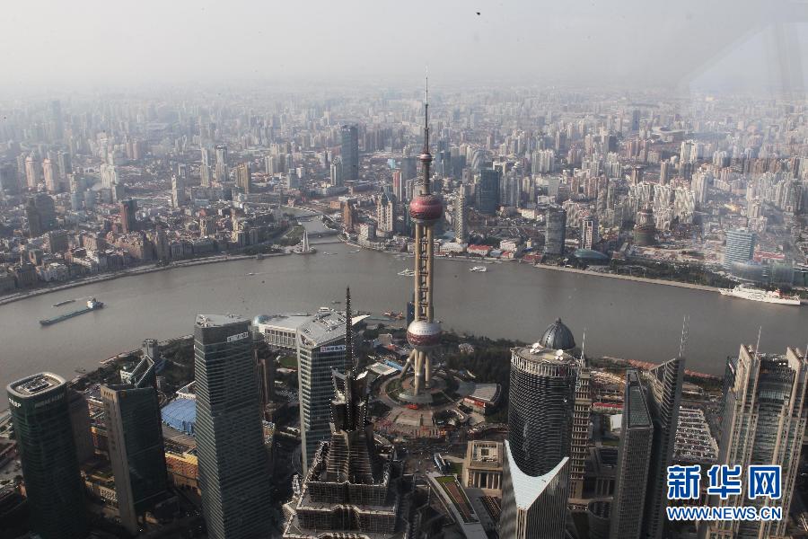 登高望远:上海"高楼观光业"依然火爆_新华网上海频道