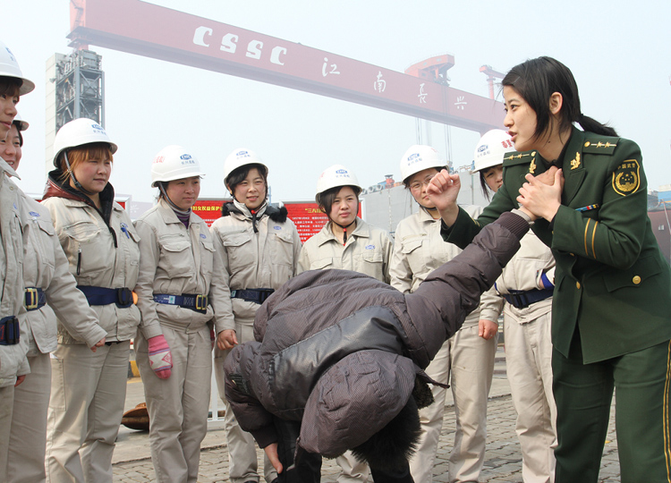 幸福女性 快乐生活_新华网上海频道_图片