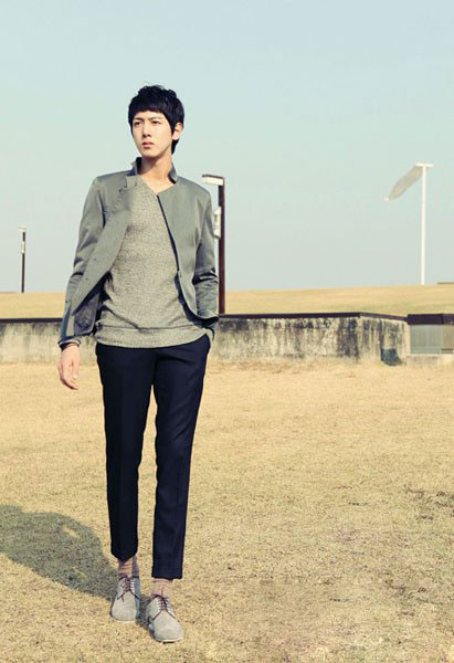 时尚西装要有范儿 修身西服打造潮流真爷们_新