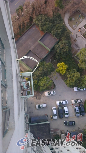 缺乏安全防范措施一空调工16楼坠亡