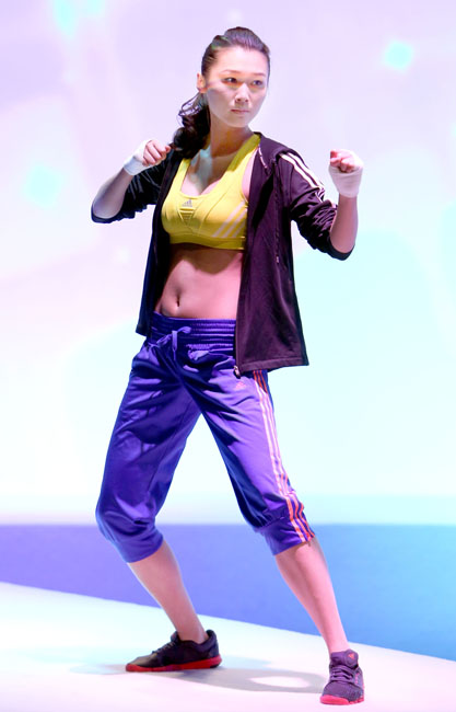 阿迪达斯女子系列2013春夏新品在沪发布