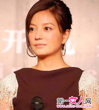 赵薇6款气质发型 俏皮可爱展现知性诱惑(图)