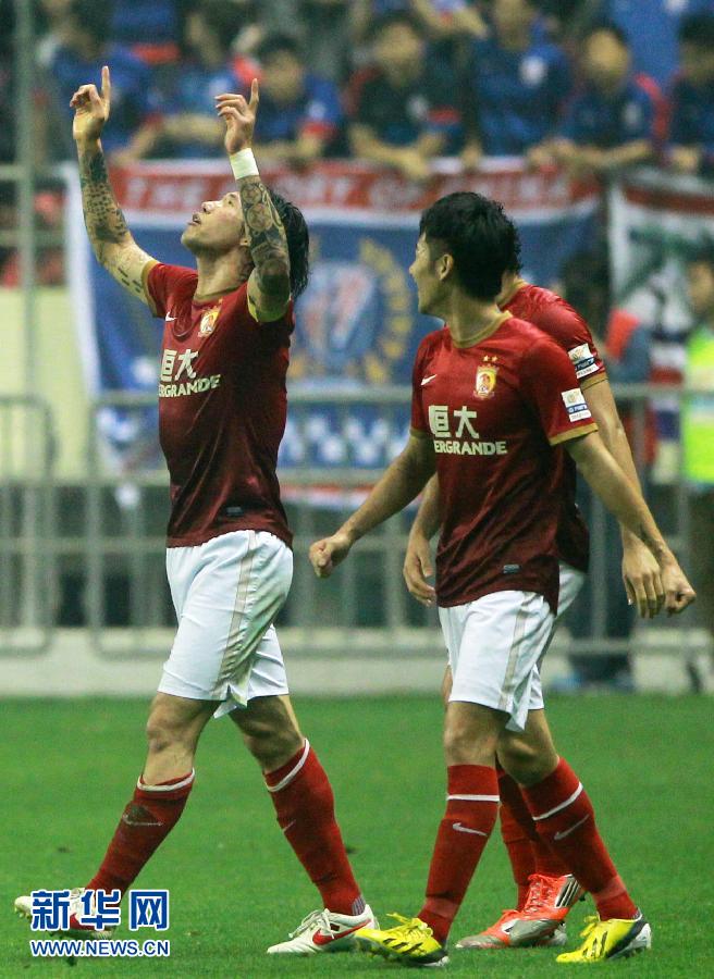 中超:上海申花不敌广州恒大