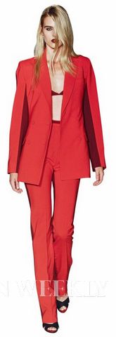 时尚猛女专属风格 <em>胸衣</em>搭套装就是这么飒_新华