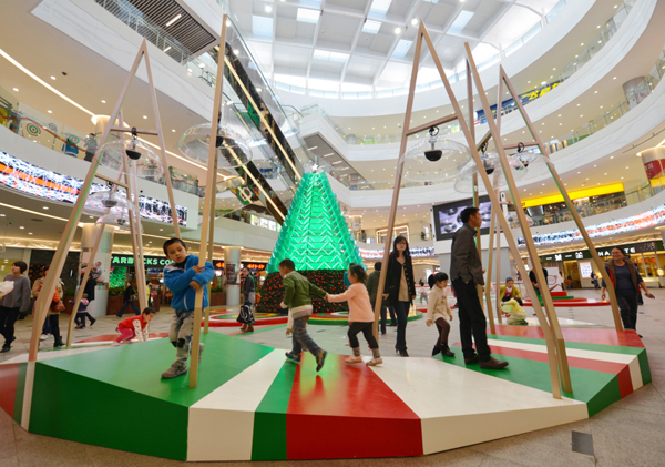 最In圣诞亲子游 去嘉亭荟“童梦游乐园” 新华网上海频道新闻