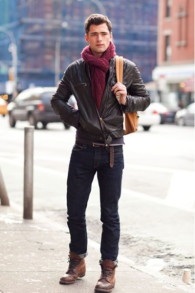 时装周搭上大围巾 男人就是要骚气亮相