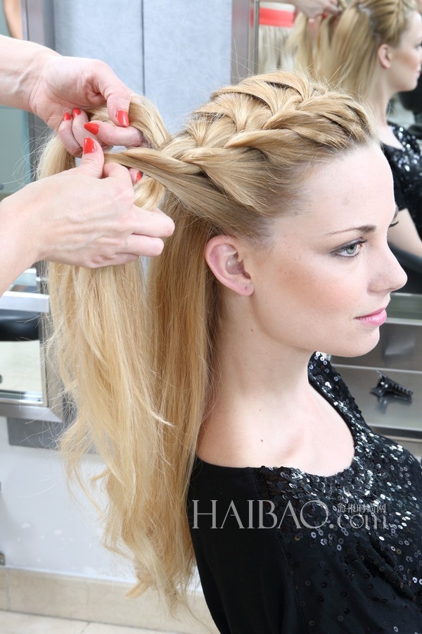 高贵仙子范儿编发 详细红毯编发教程图解