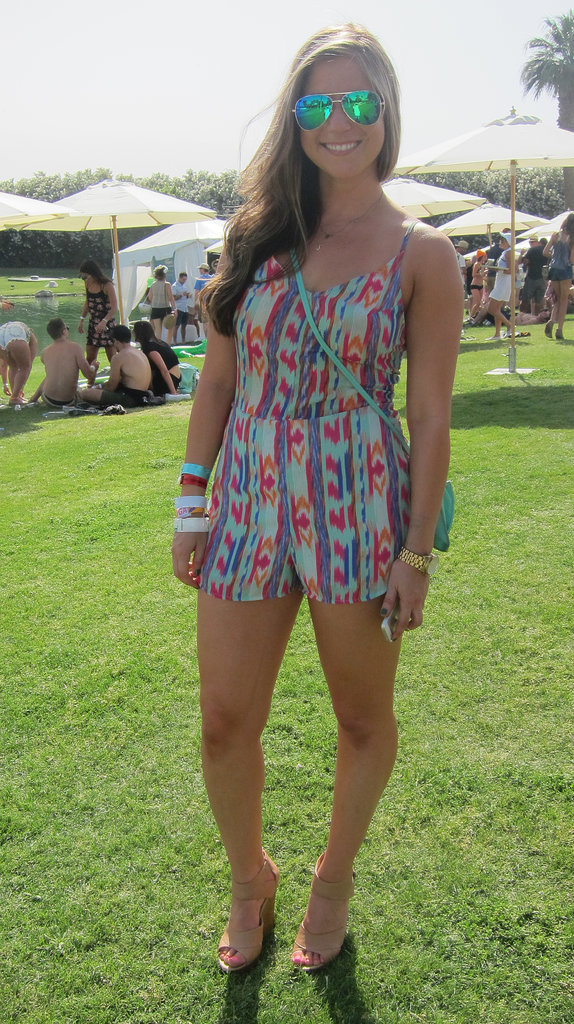 科切拉音乐节街拍 盘点今年最<em>红短裤</em>(图)_新华