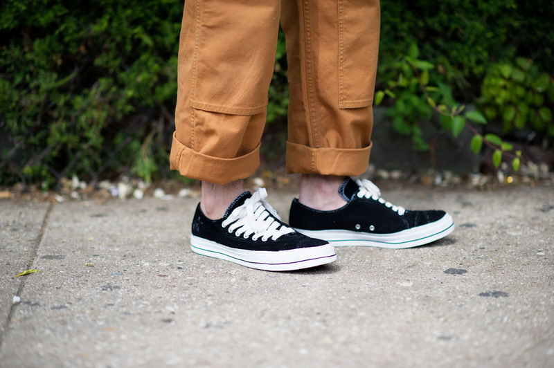 潮男夏日街拍 不穿袜子性感秀脚踝(组图)