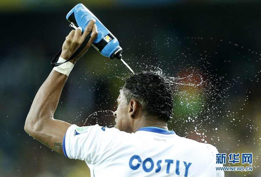 6月21日 意大利爆冷负哥斯达黎加 英格兰出局
