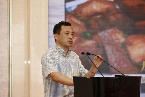 兴化市旅游局局长曹阳先生 新华网上海频道新