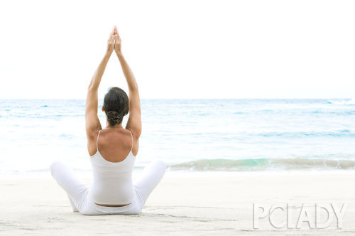 模特非天成! 维密天使形体训练的魔鬼法则 新华