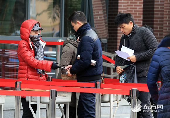 四万考生今参加上海公务员考试 招录报考人数