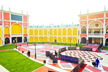 上海浦东首家奥特莱斯今开业 3折难觅