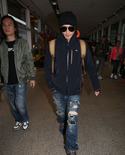 谢霆锋拒回应是否与王菲过年 不知张柏芝新恋