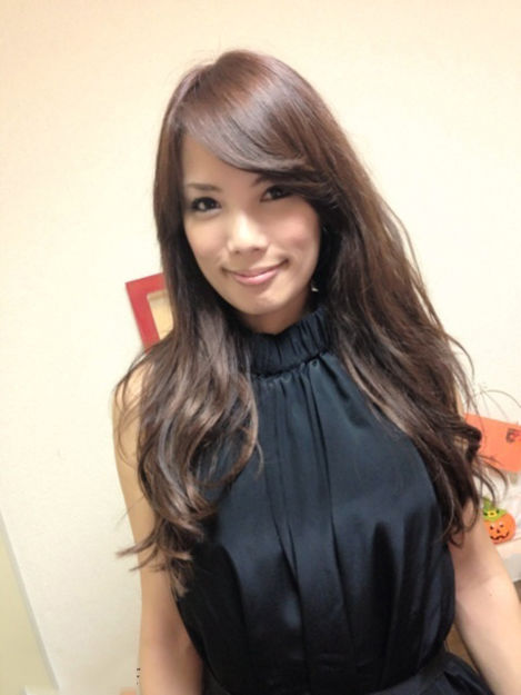 日本43岁美女外婆走红 穿比基尼秀性感身材(图