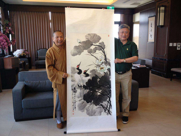 上海画家何国良作品向台湾佛光山赠画
