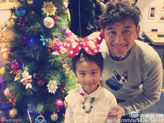 费:石头8万 窦靖童13万 威廉19万 新华网上海频