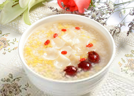 夏天喝粥最养身 营养专家教你聪明煮粥