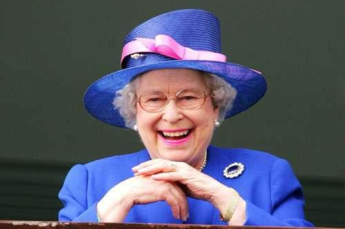 英女王成统治最久君主 学学咋能超长待机