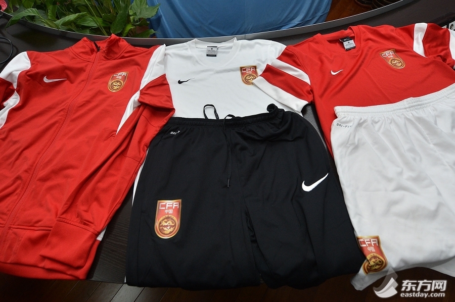 国少小将周桦逸:校园足球一样可以为国争光