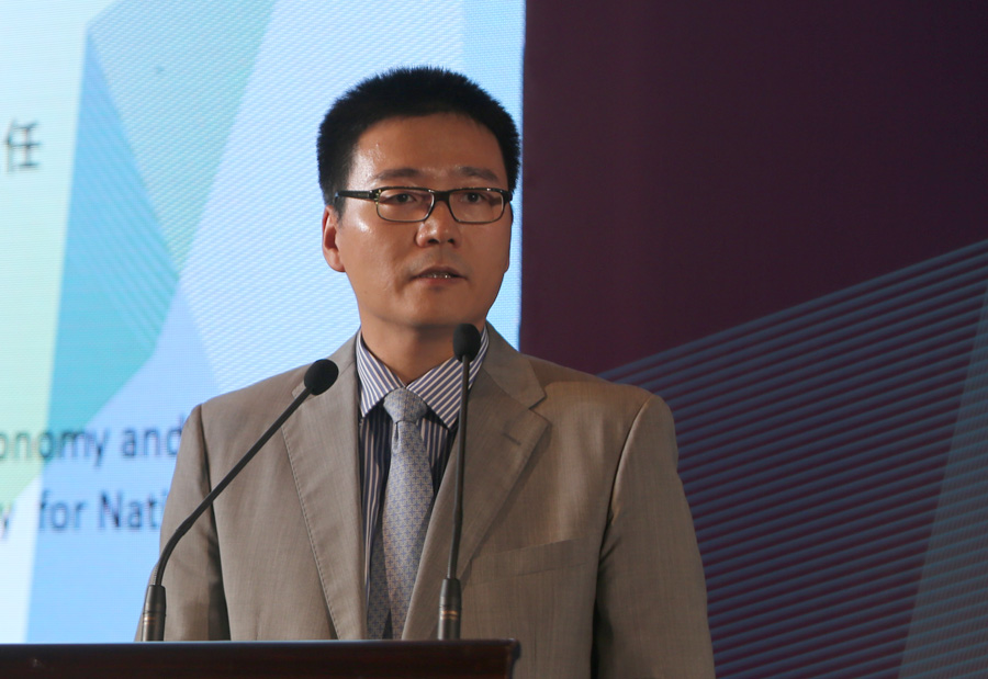 上海市经济与信息化委员会副主任吴磊 新华网