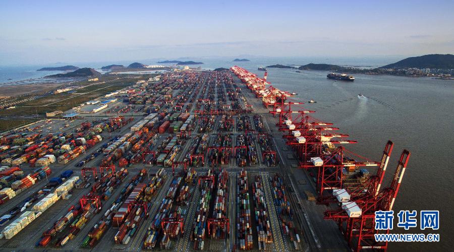 #（美丽中国）（1）航拍上海国际航运中心新坐标——洋山深水港区