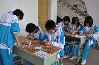 中学生科创迷存在考分焦虑 科技竞赛含金量低