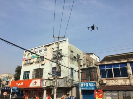 无人机加入城管执法队伍 张江城镇管理启动 鹰