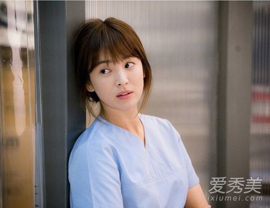 宋慧乔人美又会穿 快get她的好衣品