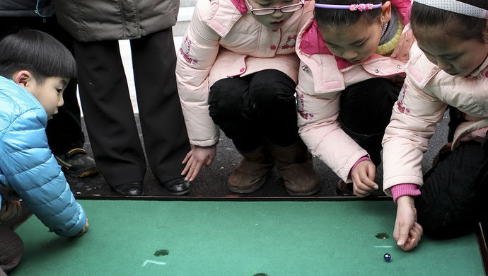 那些年上海老弄堂里的儿童游戏与歌谣