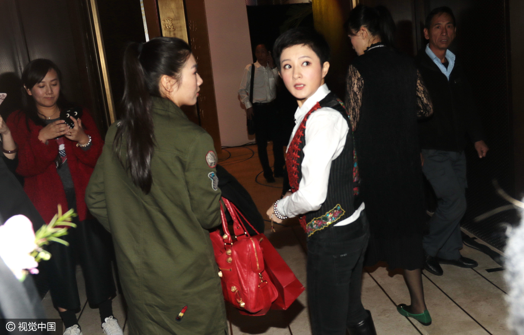 小婉君如今长这样 金铭短发干练同聂远热聊