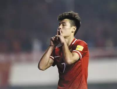 国足2比0击败卡塔尔晋级世预赛亚洲区12强 征