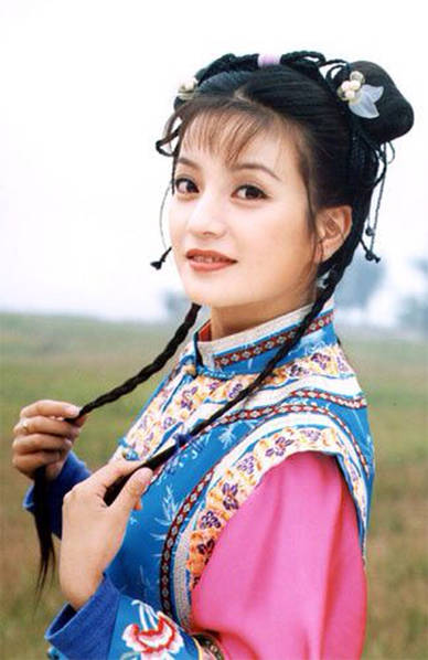 赵薇饰演小燕子(资料图)