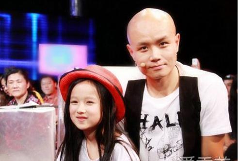 乐嘉现任妻子曝光 自曝已三婚20岁就当爹