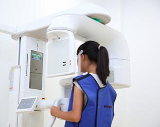 牙科拍片仪对人体辐射大吗 也就等于多晒几天