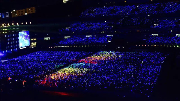 星光伴乐 五月天黄金周为申城带来三晚狂欢