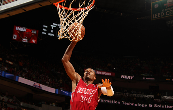 艺术家雷·阿伦,一个41年的强迫症患者