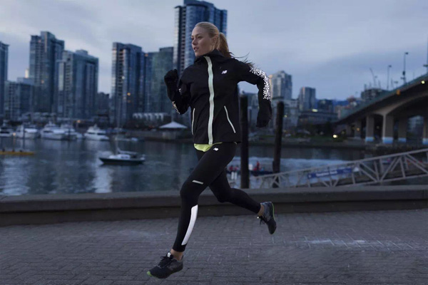 冬季还想坚持户外跑步?你知道怎么穿吗?