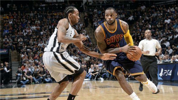 沉默领袖伦纳德:他和马刺养着生,装着死,带走一