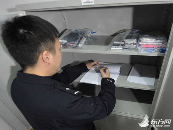 手机、钱包、证件、童车 那些年小迪警官帮你