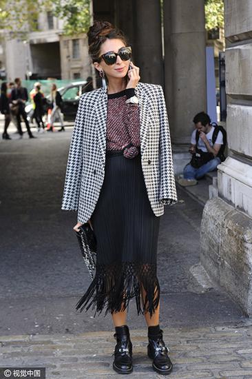 纯色外套腻了 学江疏影孙俪穿千鸟格