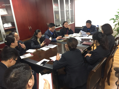 12月21日,分行营业部召开党员大会推荐出席党