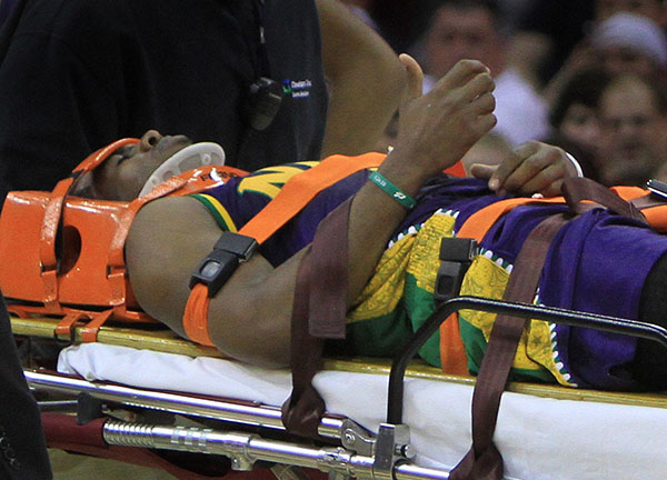 保罗又重伤了!他还没摸过西部决赛的地板呢