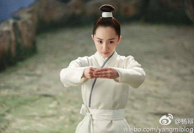 《三生三世》杨幂女扮男装 超高的发际线遭到