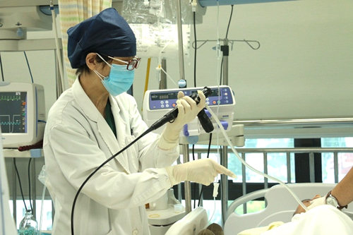 上海蓝十字脑科医院九楼ICU李鲁萍团队纪事