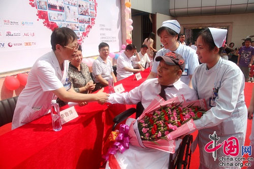 上海蓝十字脑科医院九楼ICU李鲁萍团队纪事