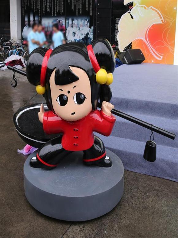 上海浦东这条街居然有了 代言 吉祥物