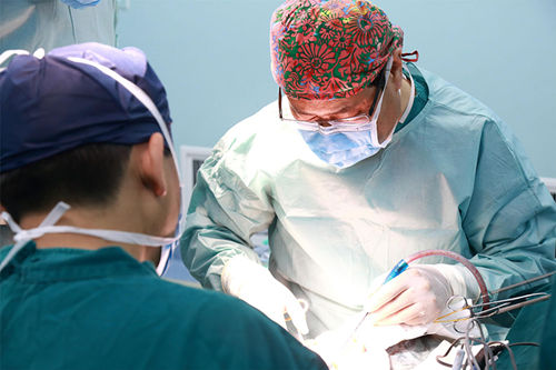 功能神经外科主任杨忠旭博士再次成功完成难治